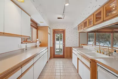 8190 Hill Trail N, Lake Elmo, MN 55042 - Photo 24