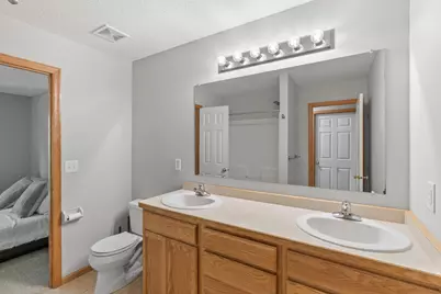 6121 32nd Avenue N, Crystal, MN 55422 - Photo 22