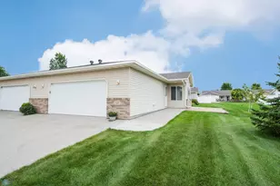 625 2nd St NW, Dilworth, MN 56529 - Photo 1