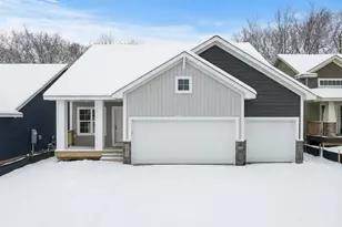 7833 Ava Trl, Inver Grove Heights, MN 55077 - Photo 1