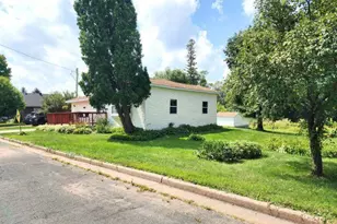 101 N Main St, Luck, WI 54853 - Photo 40