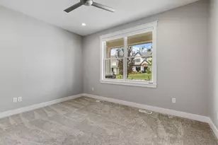 2732 Bentley Dr SW, Rochester, MN 55902 - Photo 16