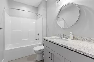 2732 Bentley Dr SW, Rochester, MN 55902 - Photo 18