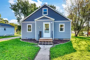 409 3rd Street NW, Pelican Rapids, MN 56572 - Photo 1