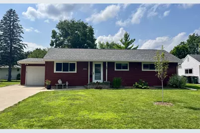 320 E Pishney Lane SW, Hutchinson, MN 55350 - Photo 1