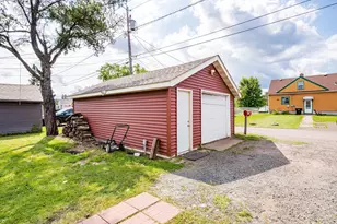 4022 E 2nd St, Superior, WI 54880 - Photo 30