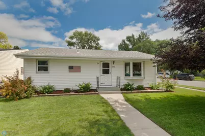 201 4th Street NW, Dilworth, MN 56529 - Photo 1