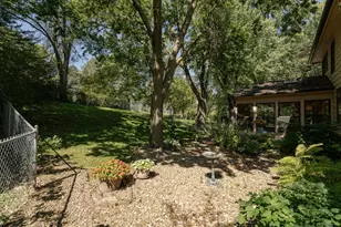 1103 Skyline Dr SW, Rochester, MN 55902 - Photo 6