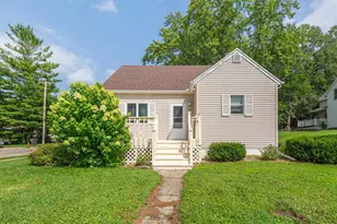 1020 St Jacob Ave, Albert Lea, MN 56007 - Photo 2