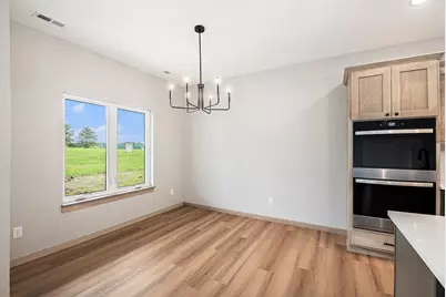 717 Tallgrass Circle, Luverne, MN 56156 - Photo 6