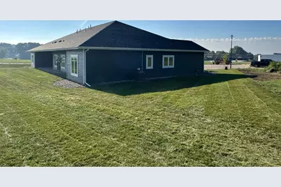 717 Tallgrass Circle, Luverne, MN 56156 - Photo 26