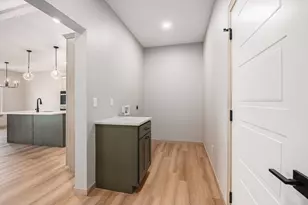 717 Tallgrass Cir, Luverne, MN 56156 - Photo 16