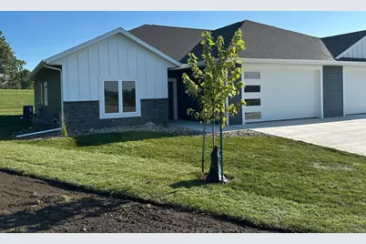 717 Tallgrass Circle, Luverne, MN 56156 - Photo 24