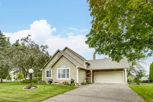 1900 Oak Glen Trail, Stillwater, MN 55082 - Photo 1