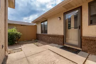 1813 6th Ave W, Shakopee, MN 55379 - Photo 2