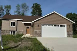 1310 SE Greenleaf Rd, Owatonna, MN 55060 - Photo 2
