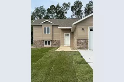 1330 Greenleaf Road, Owatonna, MN 55060 - Photo 2