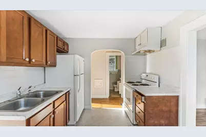 908 2nd Street SW, Willmar, MN 56201 - Photo 8