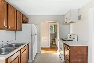 908 2nd St SW, Willmar, MN 56201 - Photo 8