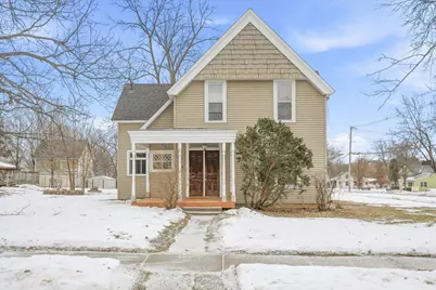 102 N 4th Street, River Falls, WI 54022 - Photo 1