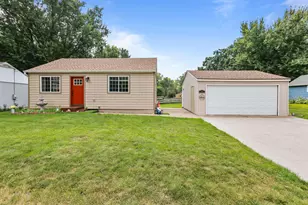 611 Stillwater Rd, Willernie, MN 55090 - Photo 1