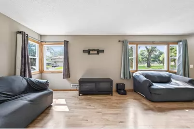 8209 11th Avenue S, Bloomington, MN 55420 - Photo 6