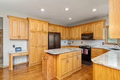 19700 Pembrook Circle, Rogers, MN 55374 - Photo 10