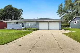1002 S State St, Fairmont, MN 56031 - Photo 1