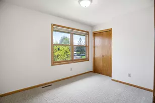 1053 Kettle Creek Rd, Eagan, MN 55123 - Photo 28
