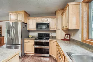 28800 Gaylord Ave, Cannon Falls, MN 55009 - Photo 8