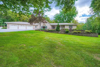 28800 Gaylord Avenue, Cannon Falls, MN 55009 - Photo 2