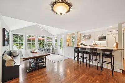 4645 Eastwood Road, Minnetonka, MN 55345 - Photo 12