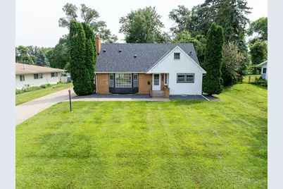 828 Cypress Street S, Cambridge, MN 55008 - Photo 1