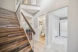 9052 Neill Lake Rd, Eden Prairie, MN 55347 - Photo 24