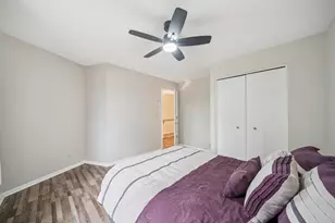 9052 Neill Lake Rd, Eden Prairie, MN 55347 - Photo 10