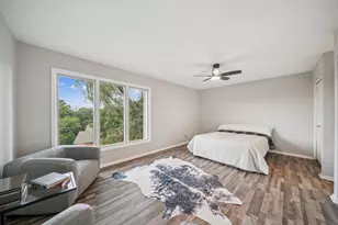 9052 Neill Lake Rd, Eden Prairie, MN 55347 - Photo 8