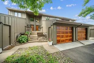 9052 Neill Lake Rd, Eden Prairie, MN 55347 - Photo 4