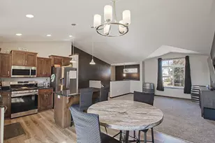 1930 Prospect Dr NE, Saint Cloud, MN 56304 - Photo 8