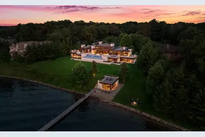 20670 Linwood Road, Deephaven, MN 55331 - Photo 2