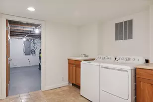 301 Turnpike Rd, Golden Valley, MN 55416 - Photo 30