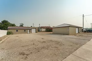 1007 3rd Ave NE, Austin, MN 55912 - Photo 1