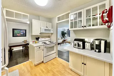 7510 Cahill Road #214B, Edina, MN 55439 - Photo 2