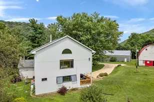 36415 Homer Valley Ln, Winona, MN 55987 - Photo 12