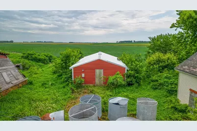 42622 State Highway 109, Delavan, MN 56023 - Photo 24