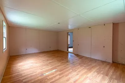 42622 State Highway 109, Delavan, MN 56023 - Photo 10