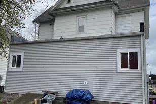 504 W Lyon St, Marshall, MN 56258 - Photo 10