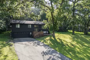 2018 Edgewood Ct SW, Rochester, MN 55902 - Photo 1