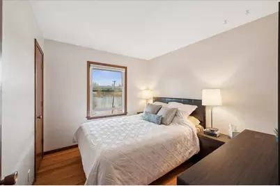 8213 Quinn Road, Bloomington, MN 55437 - Photo 16