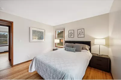 8213 Quinn Road, Bloomington, MN 55437 - Photo 14