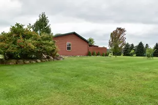 1610 Plum St, Grasston, MN 55030 - Photo 50